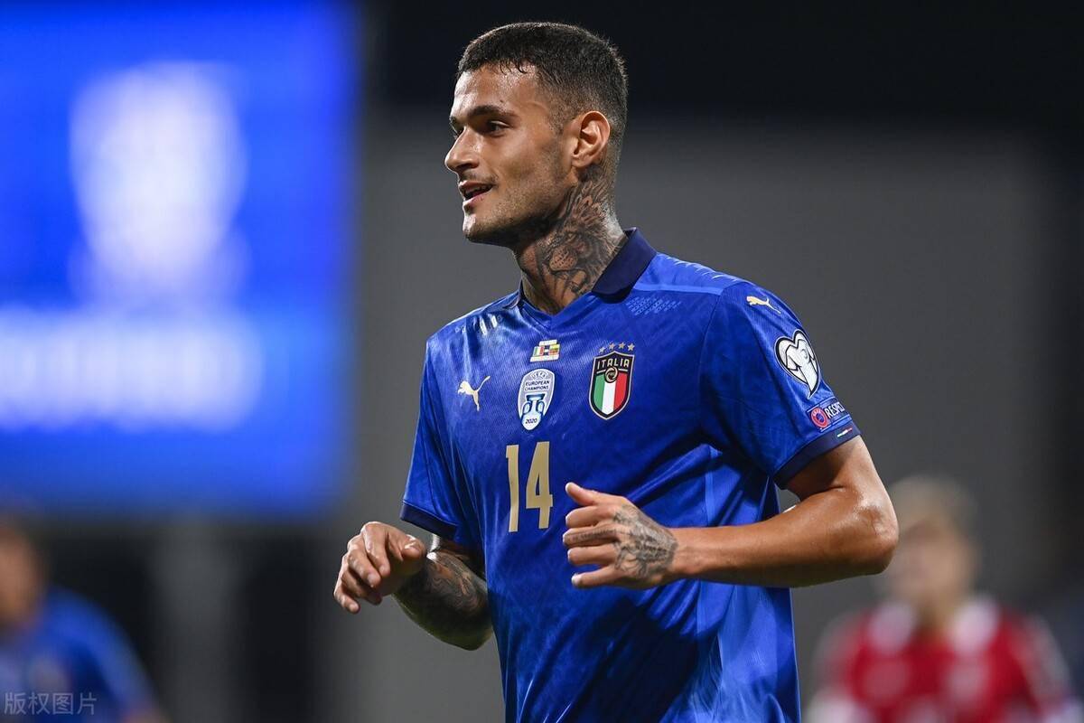 利物浦战平切尔西，莱万扑点救主法甲的简单介绍