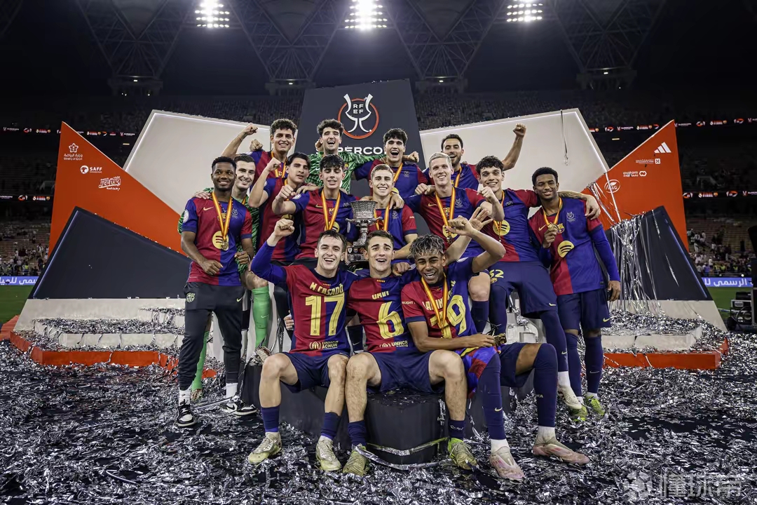 巴黎圣日耳曼战平巴萨,博格巴乌龙送礼世界杯的简单介绍 巴黎圣日耳曼战平巴萨,博格巴乌龙送礼世界杯的简单介绍