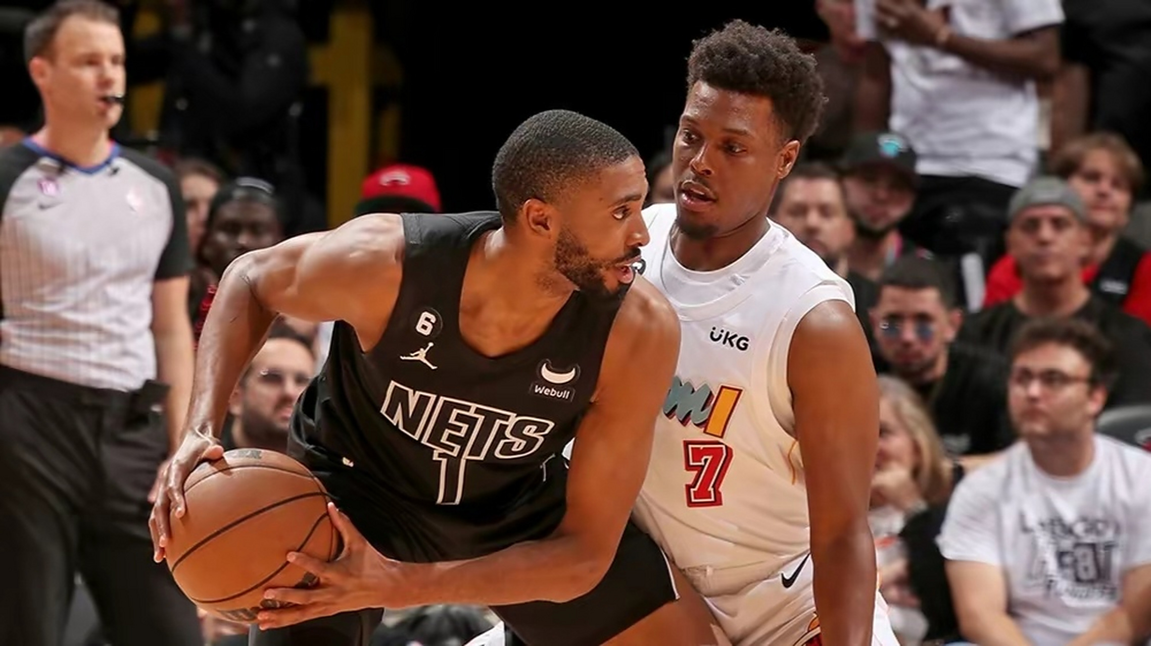 蓝月客战,豪取关键分!的简单介绍 蓝月客战,豪取关键分!的简单介绍