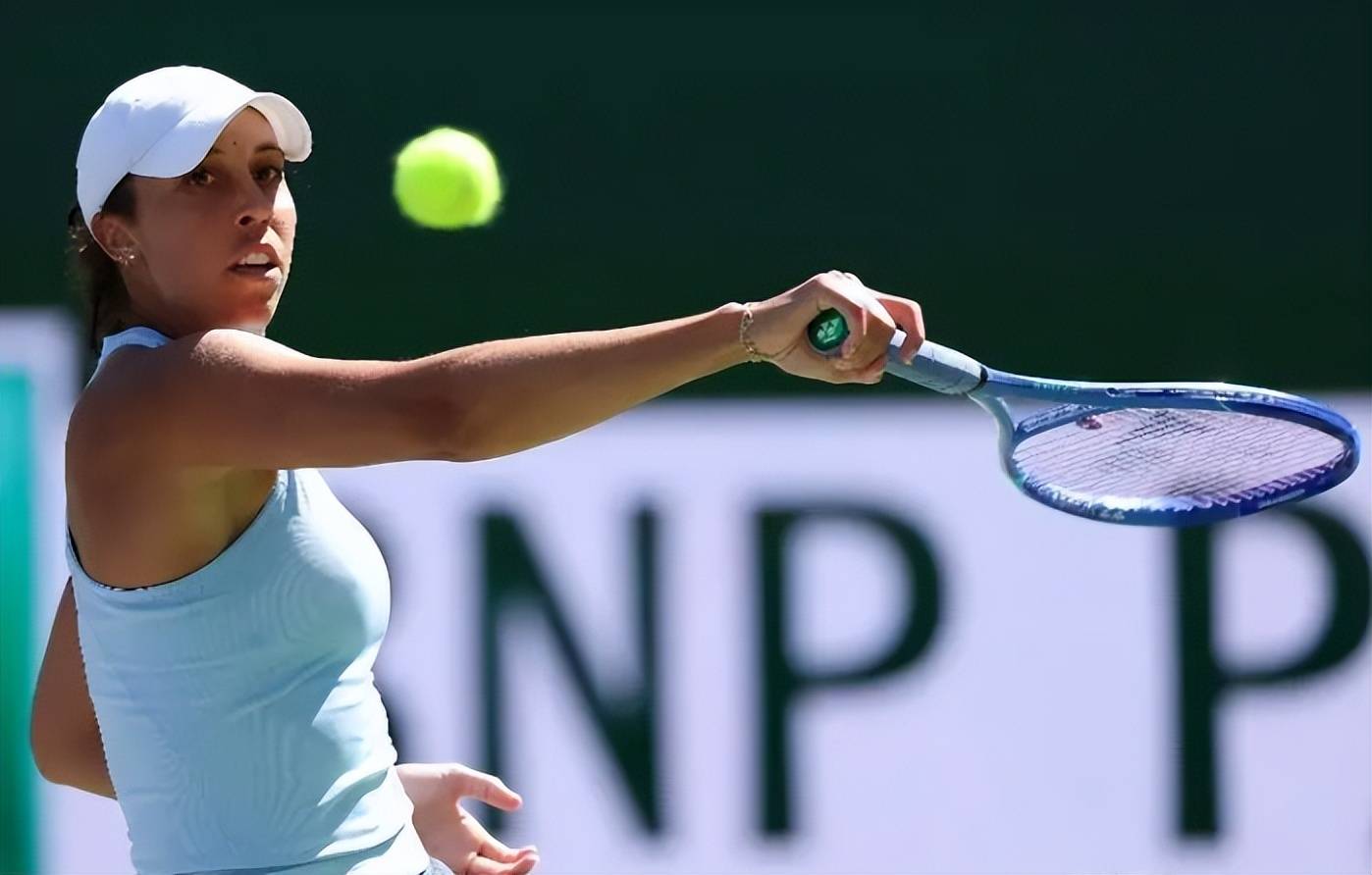 澳大利亚选手创造新记录,夺得第一名 澳大利亚选手创造新记录,夺得第一名