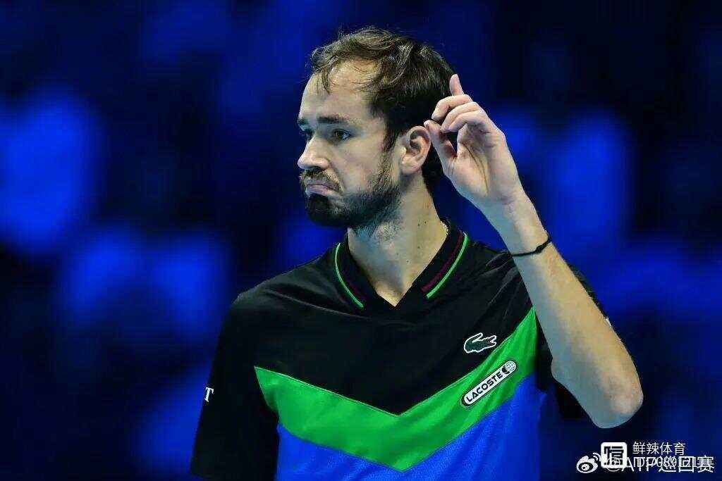 年终总决赛横扫联合杯,梅德韦杰夫惊艳四座 年终总决赛横扫联合杯,梅德韦杰夫惊艳四座