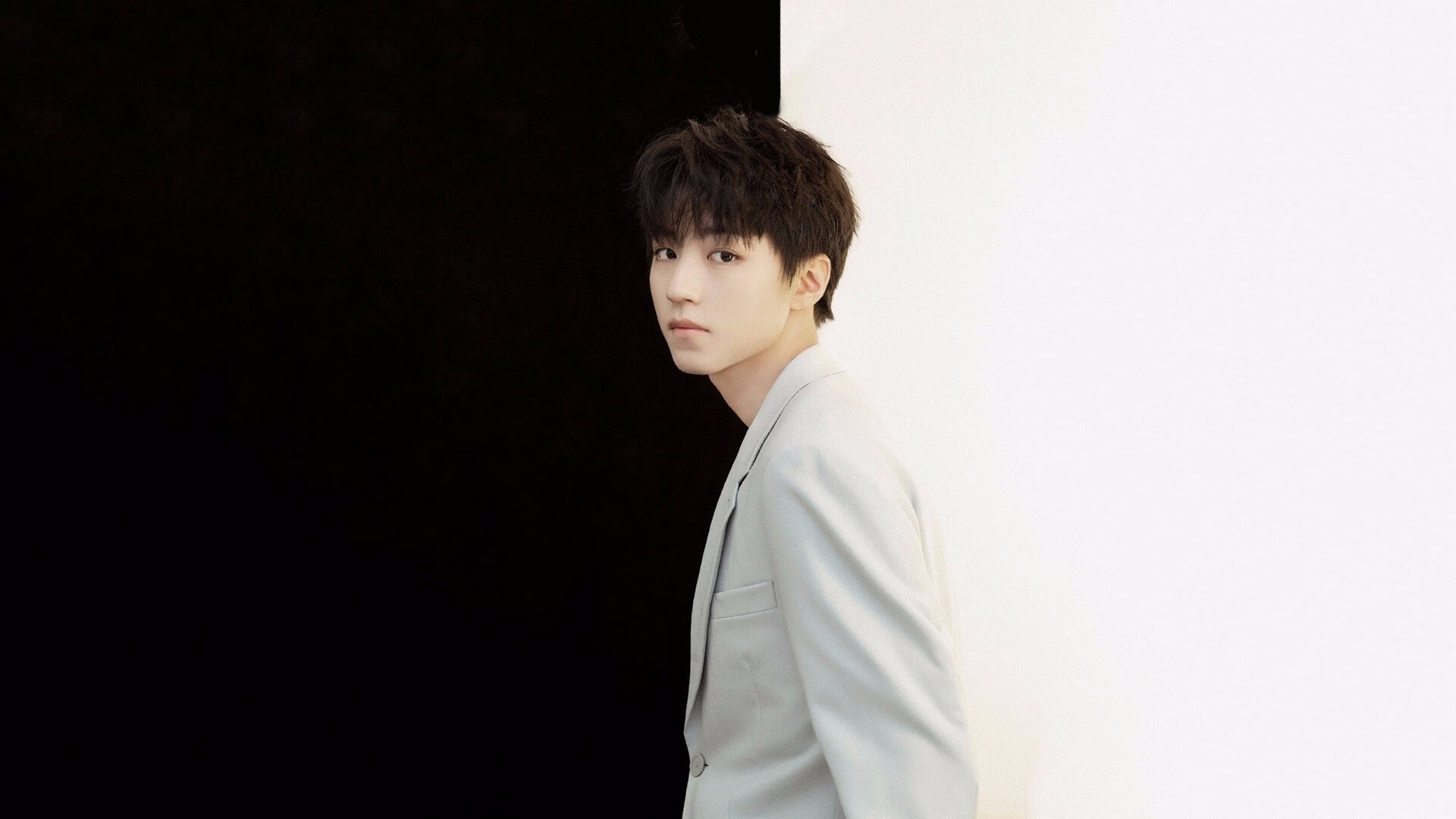 那个不存在的阿劳霍,正在定义伟大